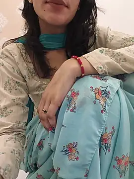 zoya_baby_ webcam