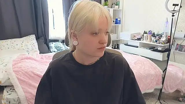 GlimmerGirl_ webcam