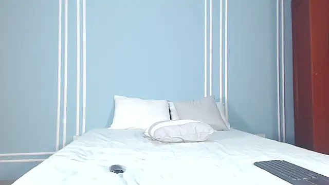 tiaraalamo's live room