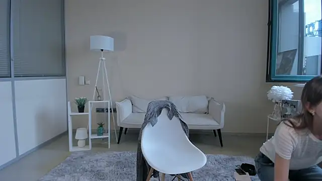 DejaStrohmeier live cam on StripChat
