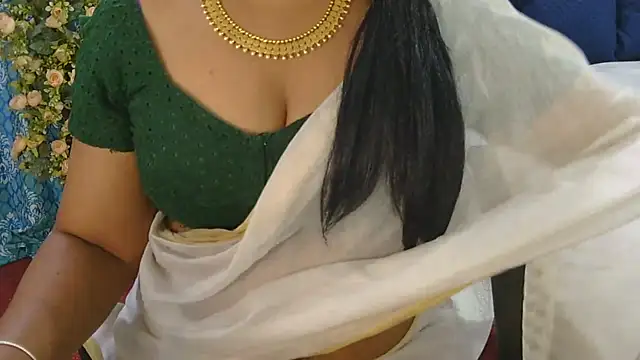 Mallu_Manisha live cam on StripChat