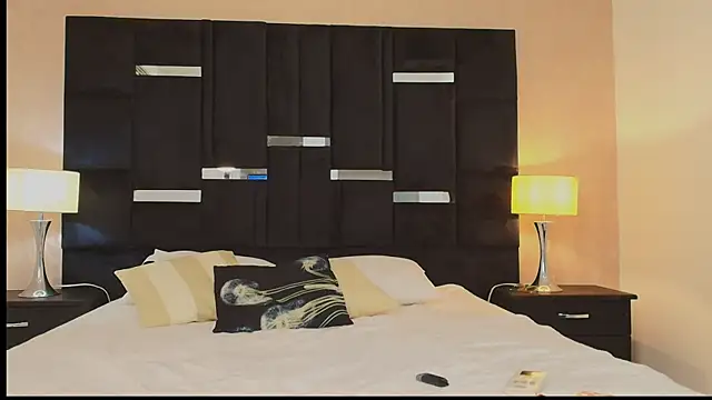 lilithrouse_ - Lilithrouse_'s free webcam - UK Sex Cams