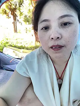 tianwei2567 live cam on StripChat