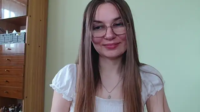 LooveELLYx live cam on StripChat