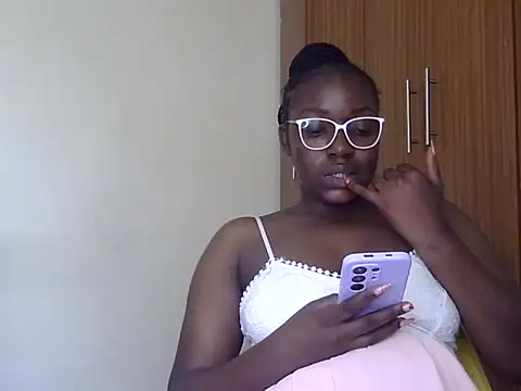 Sexy-suzy webcam