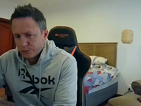 TroyDieselXXX webcam
