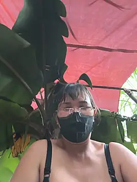 Pussy-xx webcam