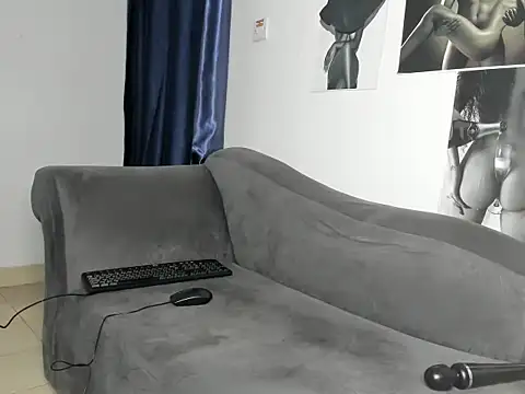 tinydolll webcam