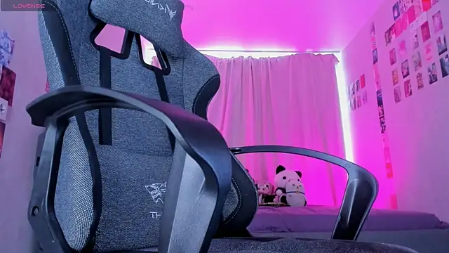 Eva_Harper webcam