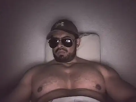 marcus002001 webcam
