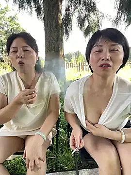 tianwei2567 live cam on StripChat