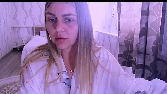MagicKatarina_ live cam on StripChat