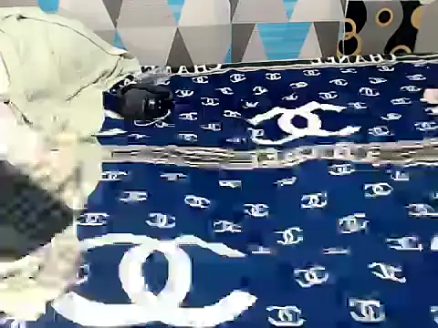 trish_curvecock - Trish_CurveCock's free webcam - UK Sex Cams