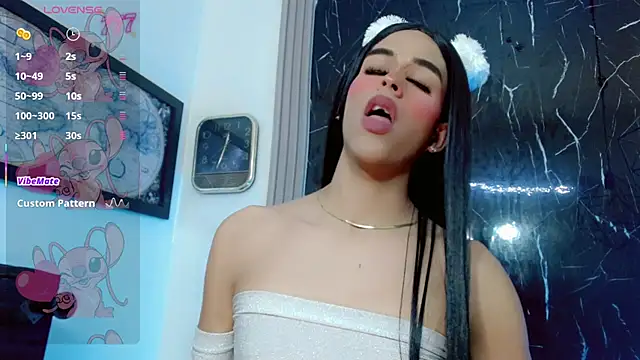 SWEET_PRINCEESS_ live cam on StripChat