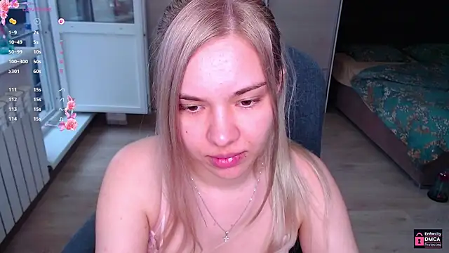 Lana__Nova webcam