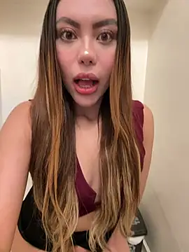 lindaandtony - pareja en stripchat, habla español