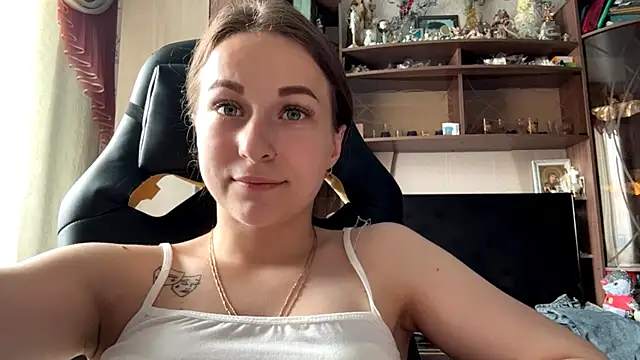 TaIliedGuest live cam on StripChat
