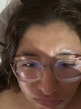 DirtyCerezita webcam