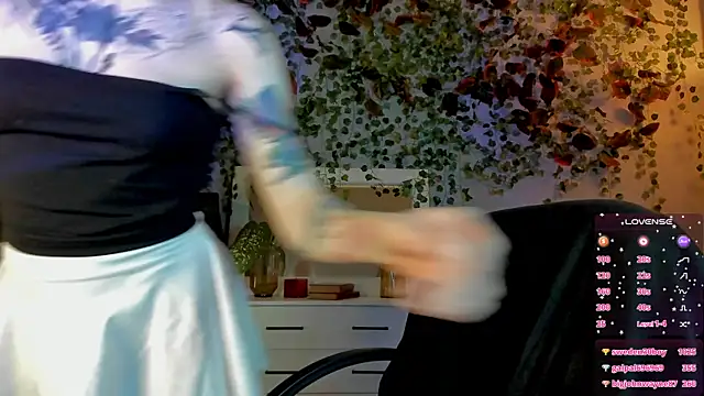 tattoo_art_baby live cam on StripChat