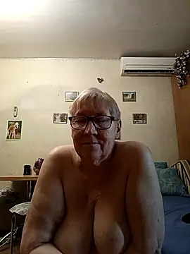 molli1408 - Molli1408's free webcam - UK Sex Cams