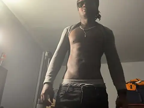 MIGHTYDEMONXXX live cam on StripChat