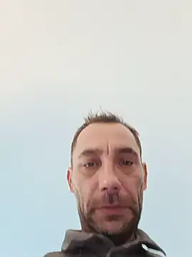 jibe13@xh live cam on StripChat