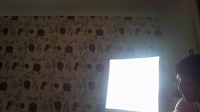 Alfiebangs live cam on StripChat