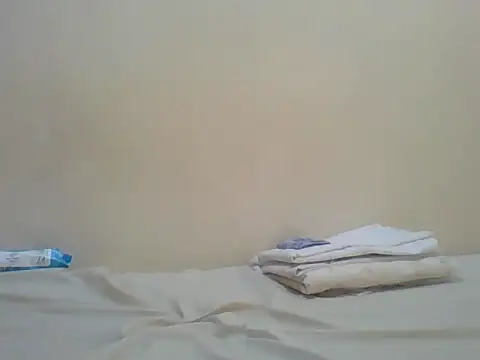 Swt_pie live cam on StripChat
