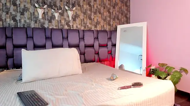 LorenVegga live cam on StripChat