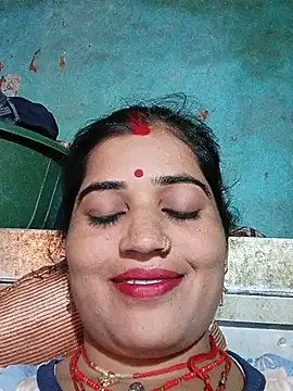 Hot_kamla