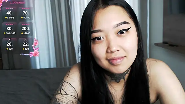 LillGothBaby webcam