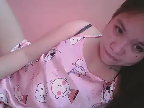 UrHotBabexxx webcam