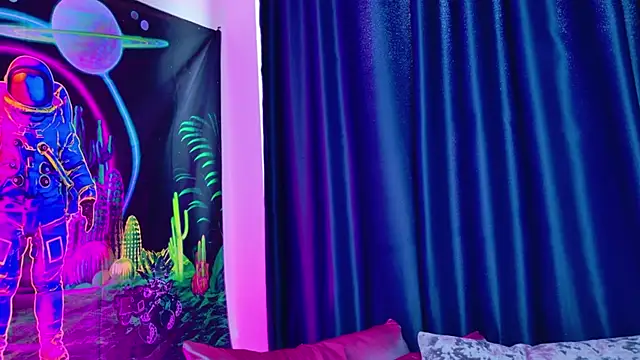 _Alison__ webcam