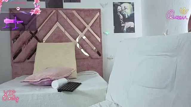 Chloe_02g webcam