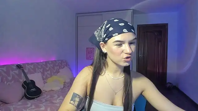 luna_lust_212 webcam