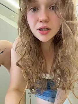 RussianWoman webcam