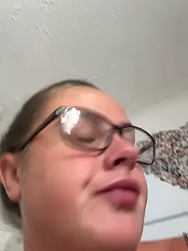 BunnyBallyX webcam