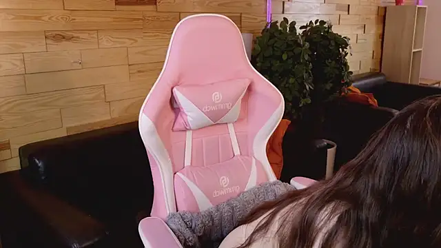 LilaMccoy webcam