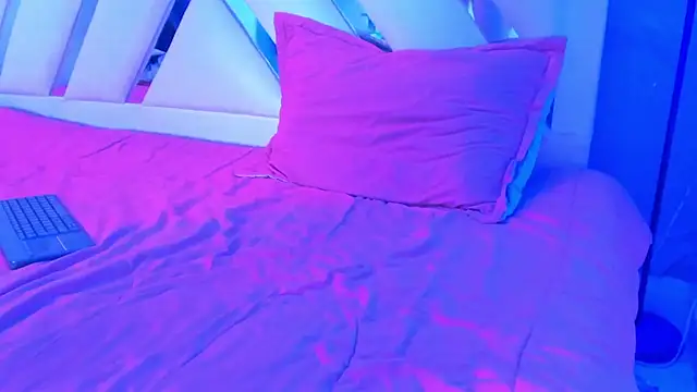 dominic_connor webcam