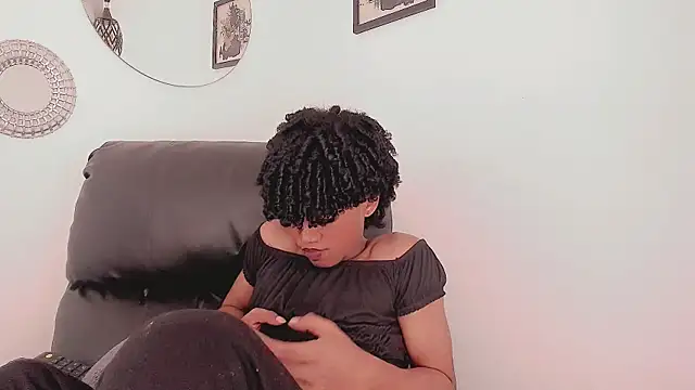 Zendalla_Ebony webcam