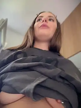 -Kylie live sex cam