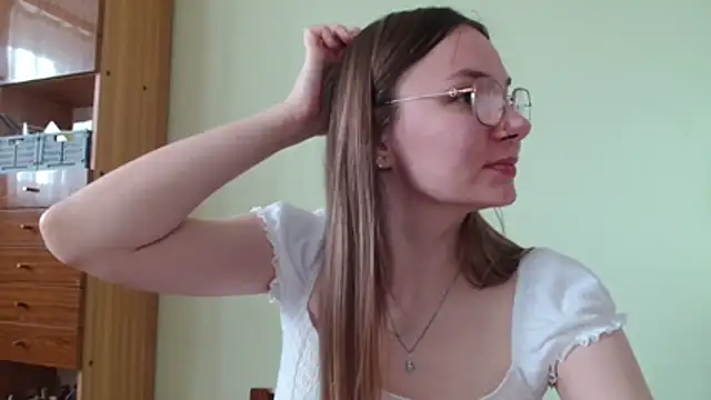LooveELLYx live sex cam