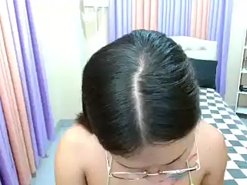 SeductiveAppleTS live cam on StripChat