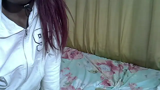 VirginPrincess06 live cam on StripChat
