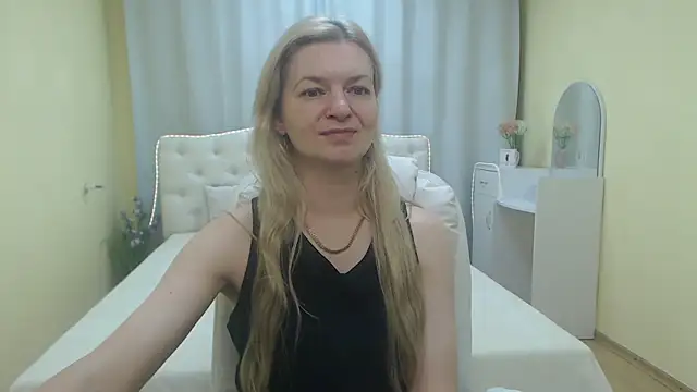 MelissaTyler live cam on StripChat