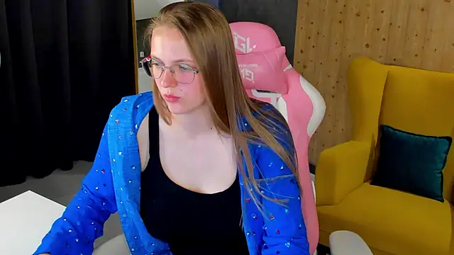 SwayX1 live cam on StripChat