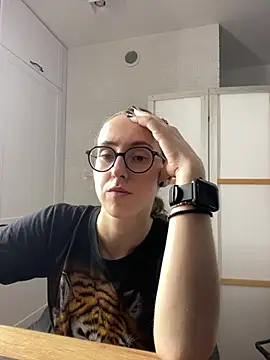 MartiniiSelenna webcam