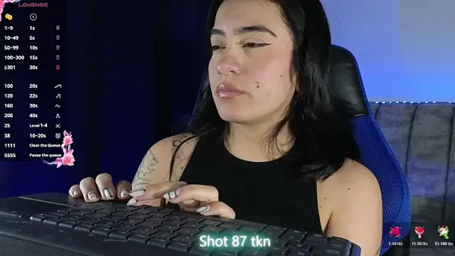 ZaraDames_ webcam