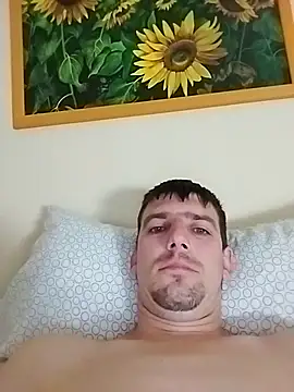 Velikidecko95 live cam on StripChat