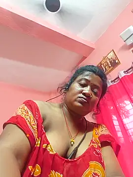 Cute-Swewty webcam
